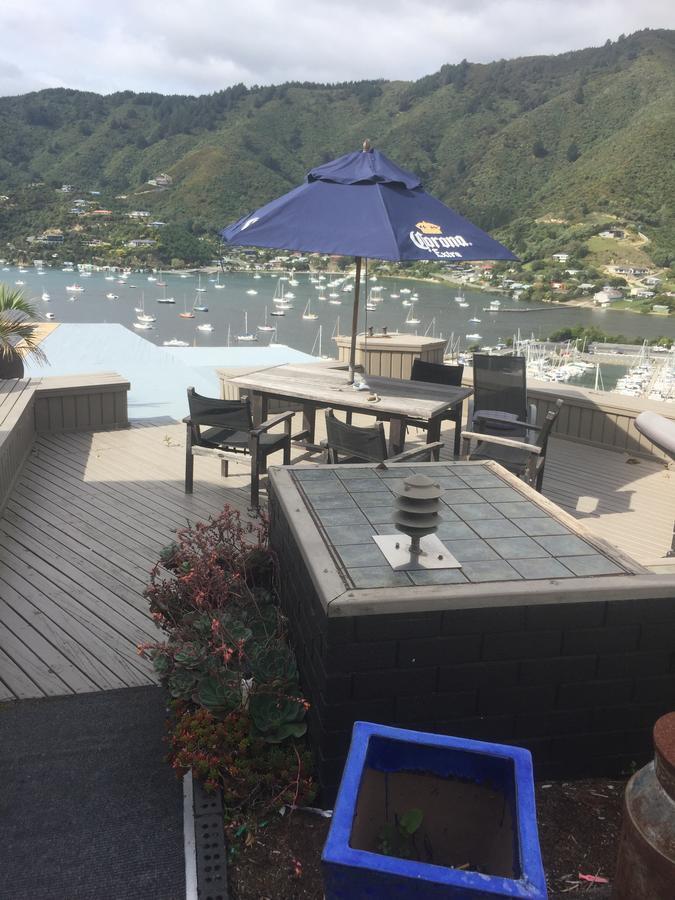 Dons Place Waikawa  Esterno foto