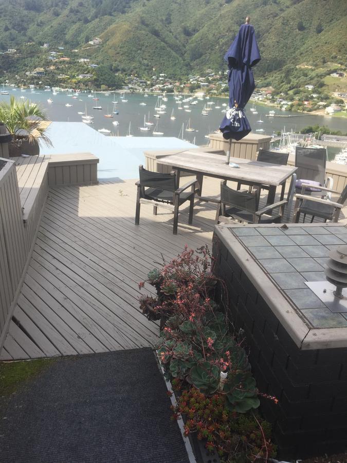 Dons Place Waikawa  Esterno foto